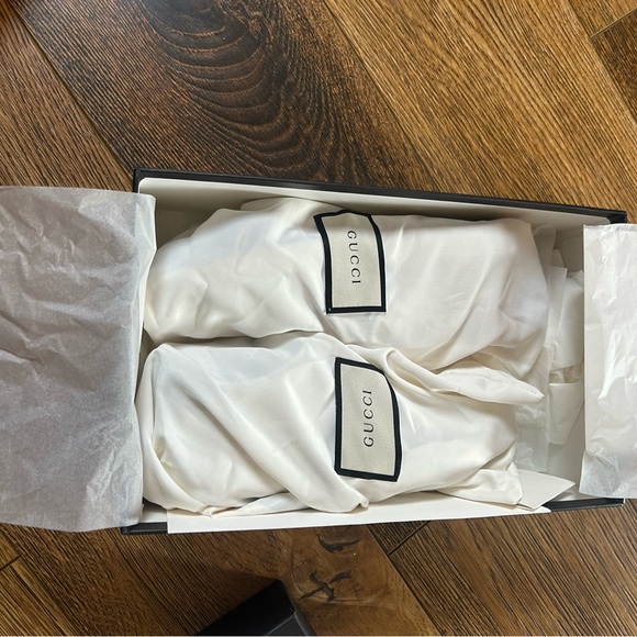 Gucci Ace Bee Sneakers - Picture 5 of 5